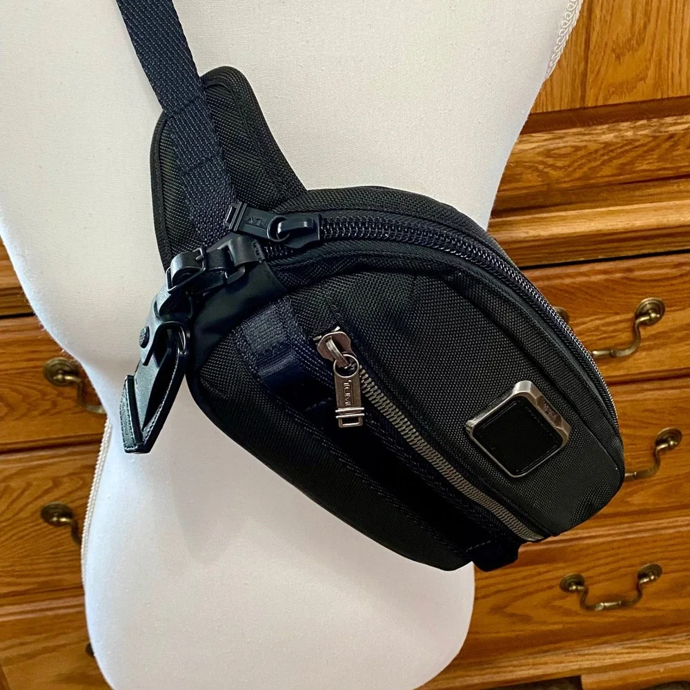 TUMI Recruit 3-in-1 Chest Pack Waist Bag Sling Black Ballistic Nylon 232701D